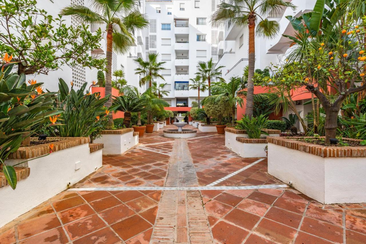 Modern Studio In Medina Garden - Puerto Banus Marbella Esterno foto